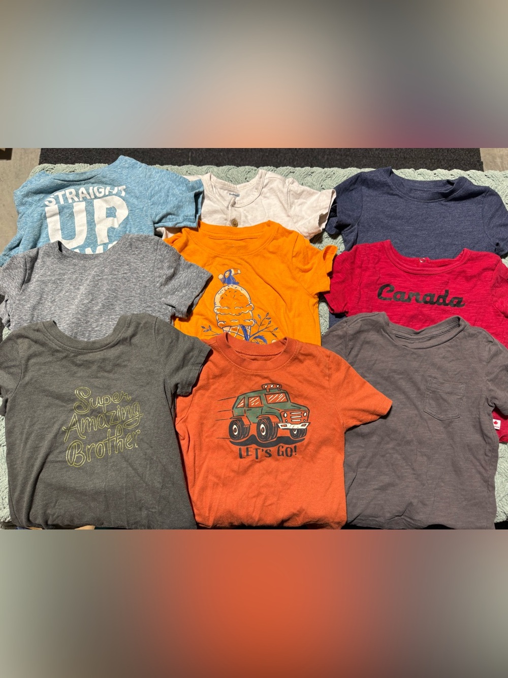 20 pieces 2T boy tees